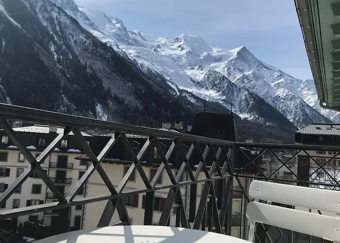Modern Flat In The Heart Of Chamonix